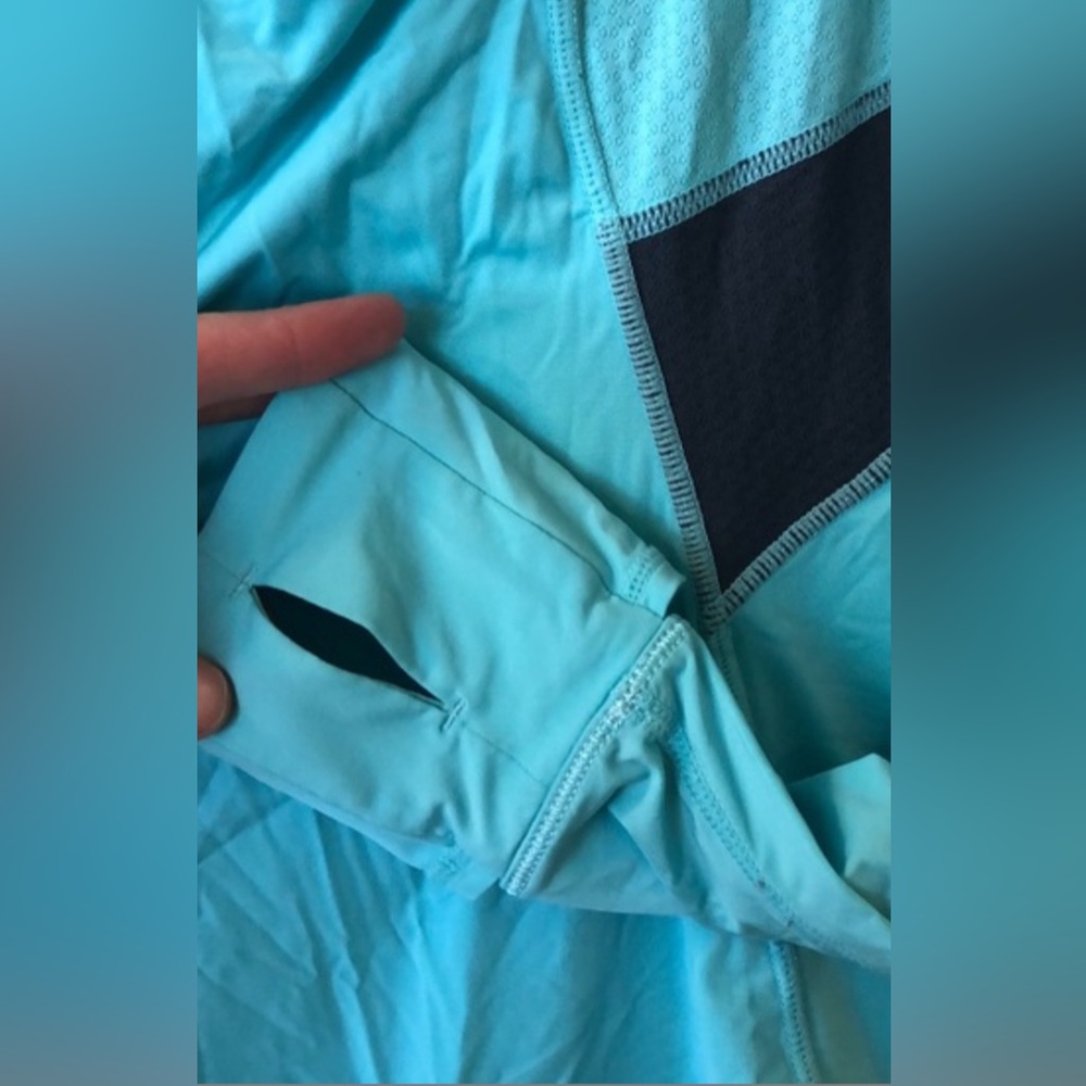 Lululemon Angel Blue Sunblocker Jacket - Picture 6 of 12